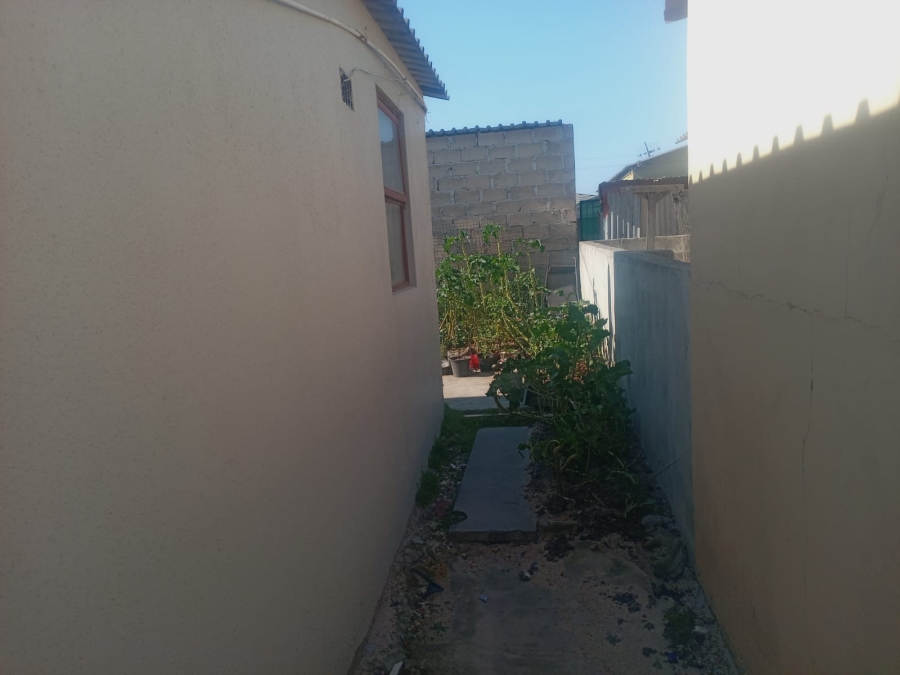 2 Bedroom Property for Sale in Kuyasa Western Cape